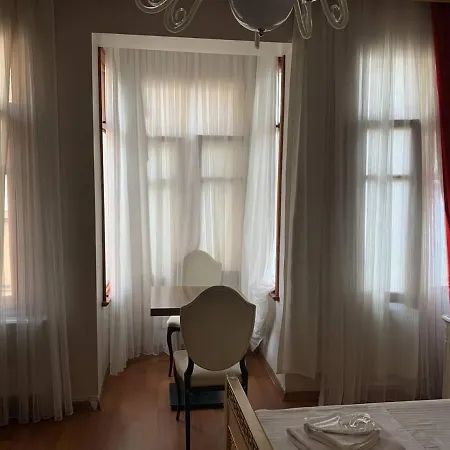 Bed & Breakfast балат гостевой дом